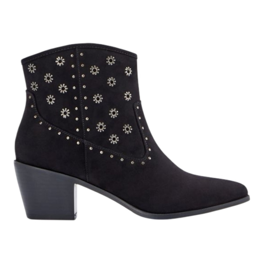 NIB JustFab “Rebel” Black Western Booties with Studded Floral Design Size 8.5